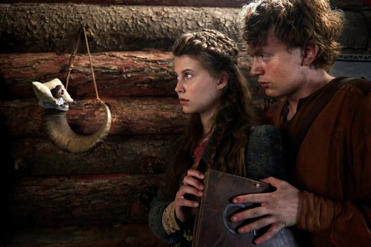 Королевстве троллей 2. Фильм эспен в королевстве троллей 2019. Золотой замок фильм. ). Эспен в королевстве троллей фильм 2017.