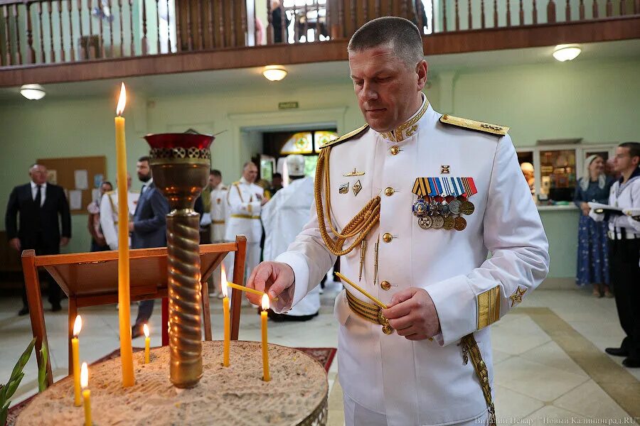 Адмирал чин. Командующий Балтийским флотом Лиина.