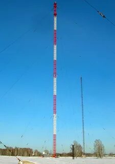 Метров ее высота 3 метра
