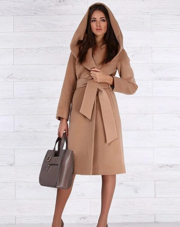 Очень красивые пальто. Красивое пальто женское. Стильное пальто женское. Элегантное пальто. Бежевое пальто.