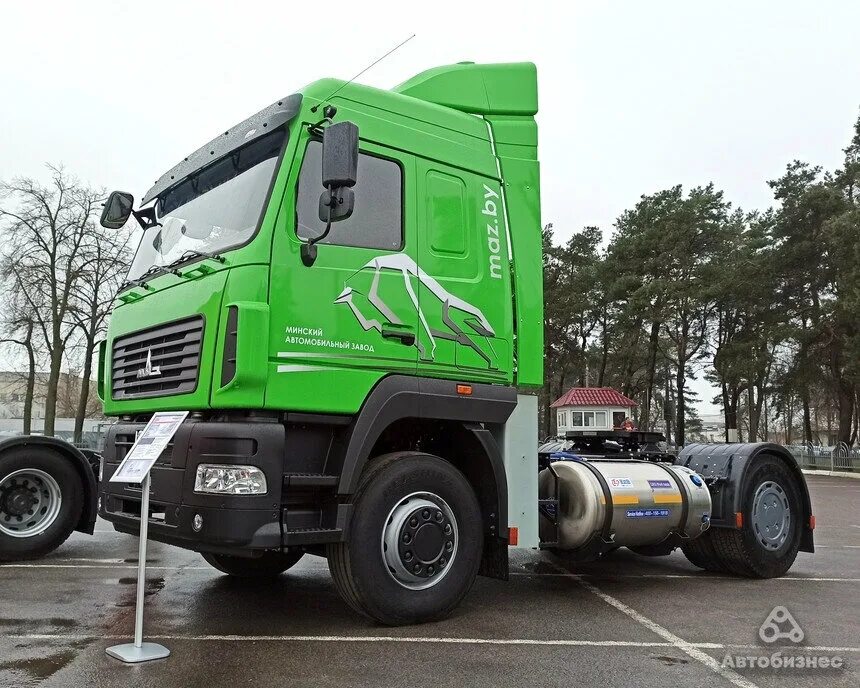 Седельный тягач маз 5440 простор. Маз 54402l. Маз 54402l. 544028-570-031. Новый маз 2023.