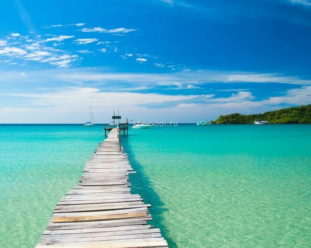 Лазурный берег. Озеро с мостом. Мальдивы карибский бассейн. Острова причалы. Острова причалы.