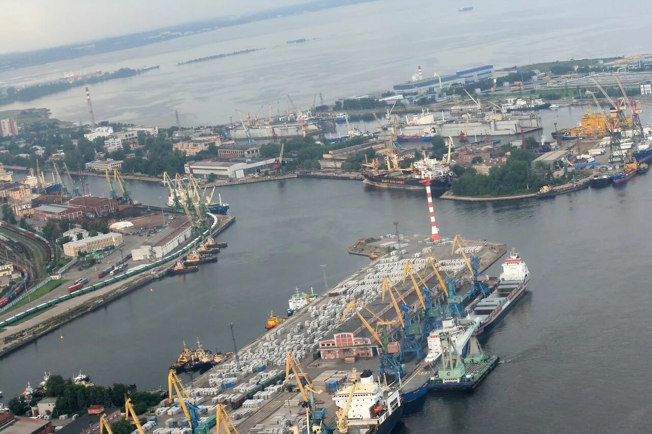Порты балтийского моря. Морские порты балтийского моря. Незамерзающий порт калининград. Кмтп калининград. Морской порт балтийск.