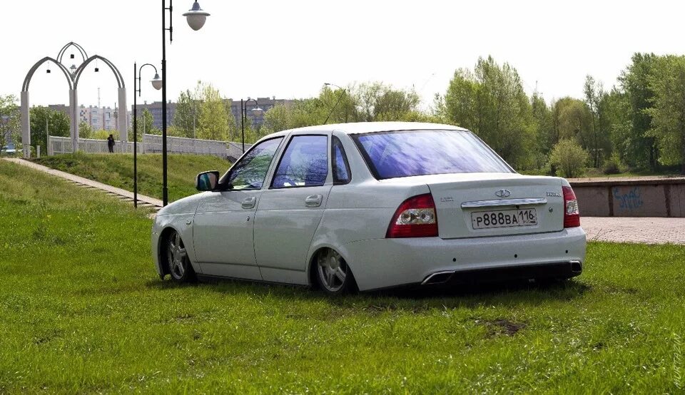 Lada priora 1. Лада приора 2007. Авито авто татарстан ваз приора. Лада приора 2010 воронеж. Иркутск автомобили с пробегом лада приора.