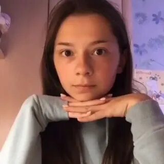 Сколько лет сестры сони