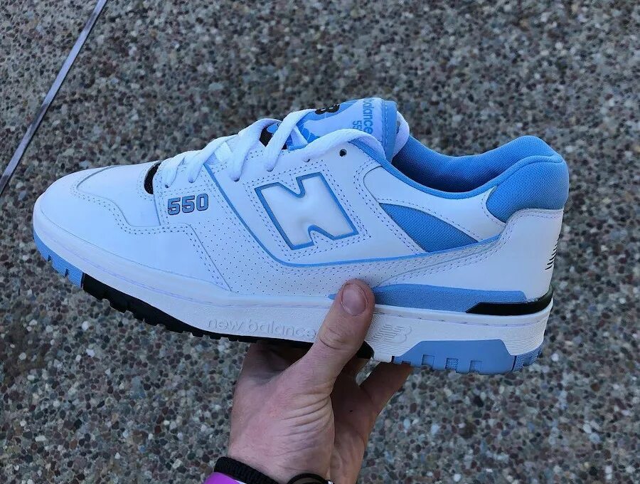 New Balance NB 550. Нью бэланс 550 голубые. New Balance 550 UNC White University Blue. New Balance 550 UNC. Балансы 550 кроссовки