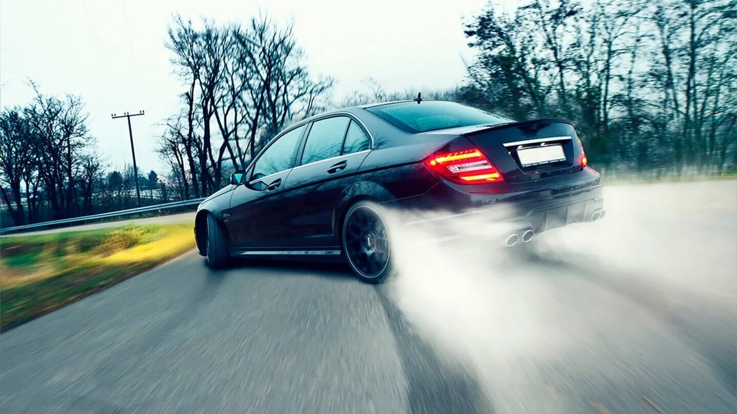 автомобиль никиты нагорного. водитель и автомобиль. бугатти. Mercedes c63 amg w204 дрифт. Mercedes benz c63 amg drift.