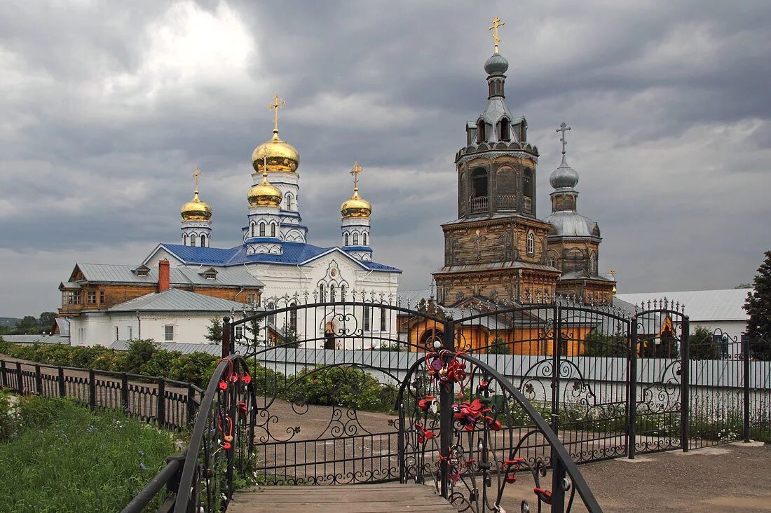 Тихвинский богородицкий женский монастырь чувашия. Тихвинский монастырь цивильск. Цивильский тихвинский монастырь. Тихвинский монастырь цивильск. Тихвинский монастырь чувашия.