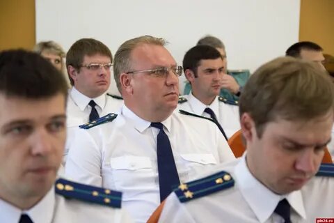 Псковские прокуроры