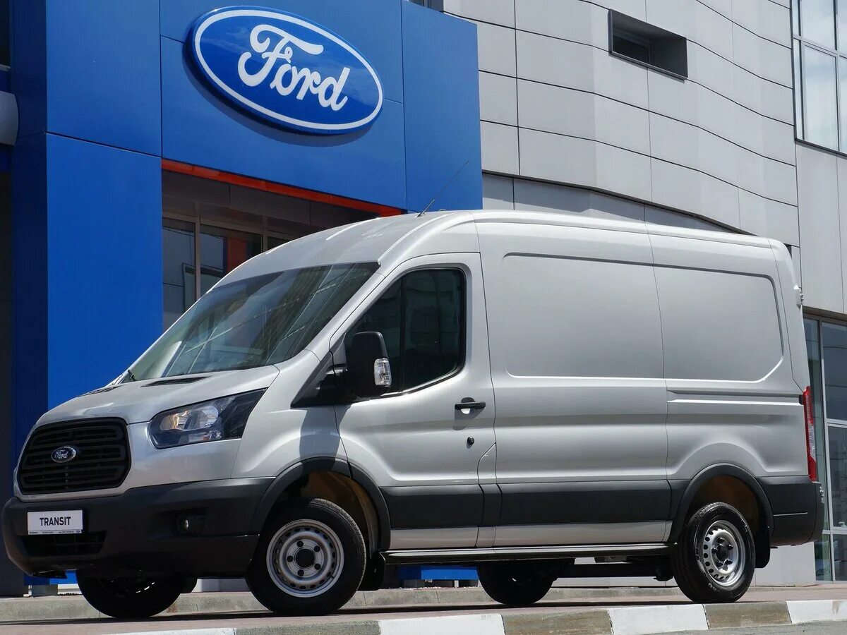 Ford transit 2018. Двигатель форд транзит 2018. Ford transit 2017. Форд транзит 2018 фургон 2,2. Форд транзит 2018г.