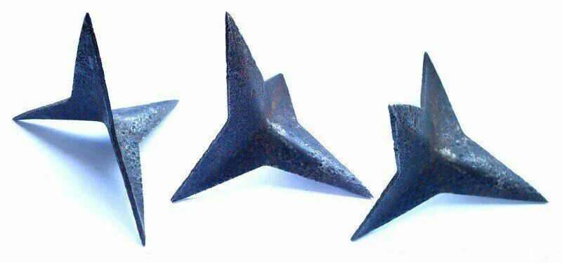 Шипы под колеса. Tire tyre puncture triangle nail spike. Tire tyre puncture triangle nail spike. Tire tyre puncture triangle nail spike. Железные шипы.