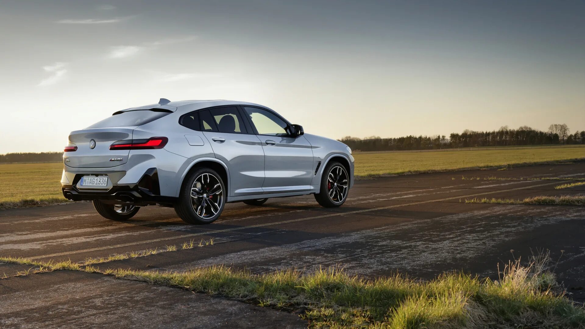 K i 2025. Бмв x4 2025. bmw x4 m40i 2025. бмв х4 2025. bmw x4 2025 серый.
