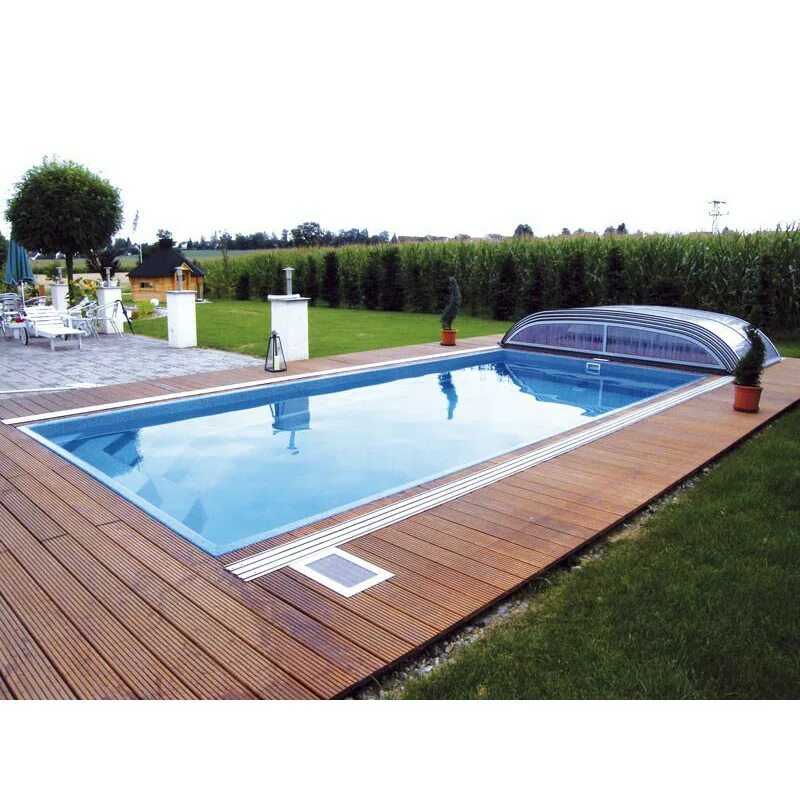 стильный бассейн. дом бассейн уличный. бассейн на участке загородного дома. бассейн во дворе. задний двор с бассейном.