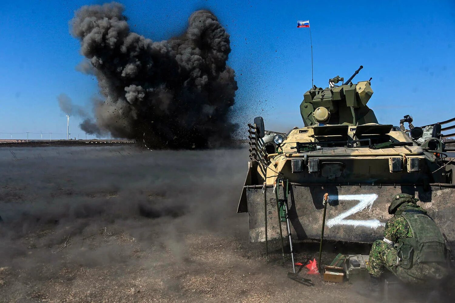 Операция военные танки. Танк ВСУ 2022. Подбитые танки на Украине 2023. 128 Горно штурмовая бригада ВСУ. Артиллерия.
