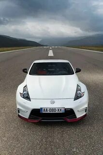 Nissan z10