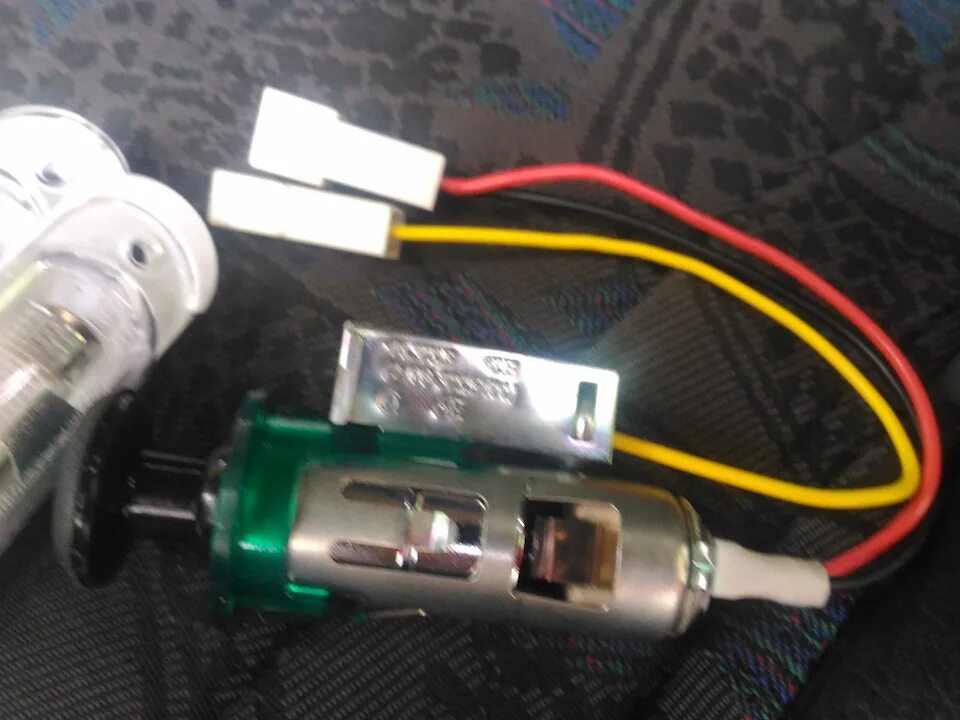 Прикуриватель нива 21214. Прикуриватель ваз нива. Прикуриватель ваз нива. Прикуриватель ваз нива. Прикуриватель нива 2121.