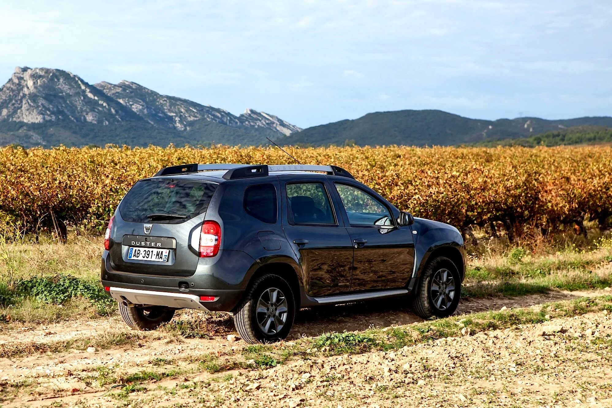 Www renault. Рено Дастер 1. Renault Duster 2014. Рено Дастер 2014. Рено Дастер 1.3.