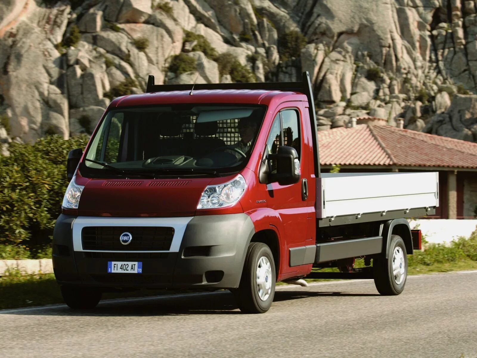 Fiat ducato third generation. Фиат Дукато грузовой. Fiat Ducato бортовой. Fiat Ducato 3 поколение. Фиат Дукато 2 поколения.