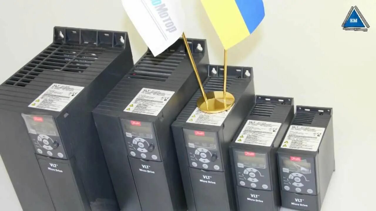 Danfoss micro частотные преобразователи. Danfoss fc51. vlt micro drive fc 51 2,2 квт. danfoss fc51 клеммы. частотный преобразователь danfoss vlt micro drive fc-051.
