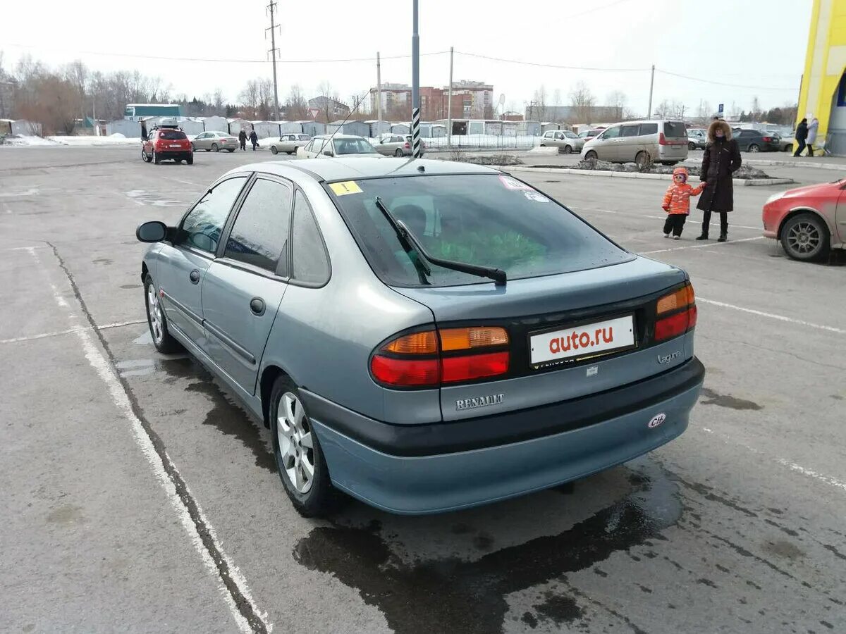 рено лагуна 1 1999 год. рено 1999 года выпуска. рено лагуна 1 1999 год. рено 1999 года выпуска. рено меган 1 седан.
