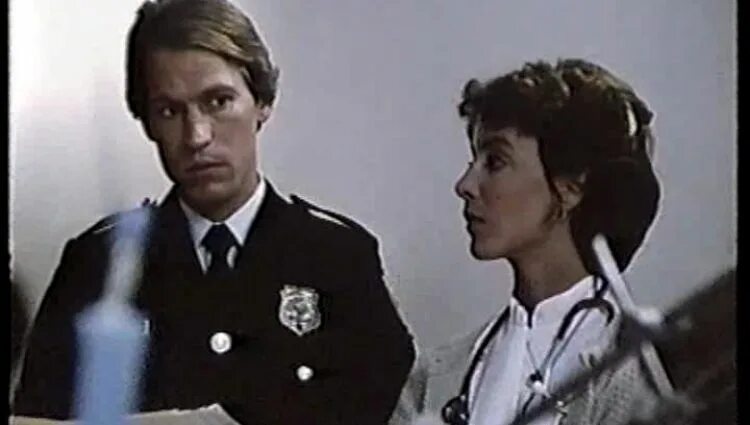 Солнечное затмение 2022. Затмения 1985. Flat солнечное затмение. Затмения 1985. Затемнение фильм 1980.