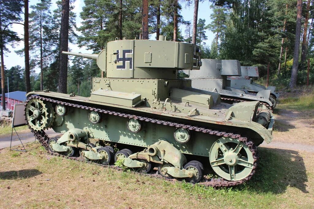 8 т 26. Танк т-26. T 26 танк. Танки СССР Т 26. Т-26 командирский.