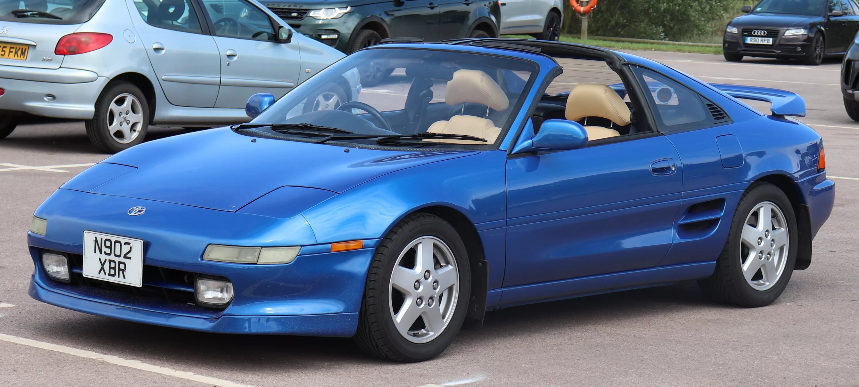 Тойота мр2 характеристики. Toyota mr2 2. Toyota Supra mr2. Toyota mr2 1996. Toyota mr2 1998.