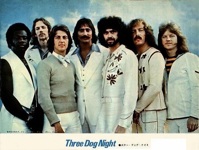 Three dog night. Группа three dog night. three dog night 1973 cyan. группа фри дог найт. three dog night 1970 naturally.