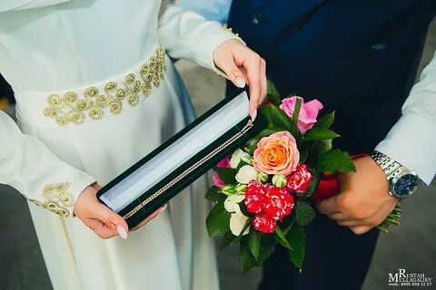 Свадьба кто кому дарит подарки