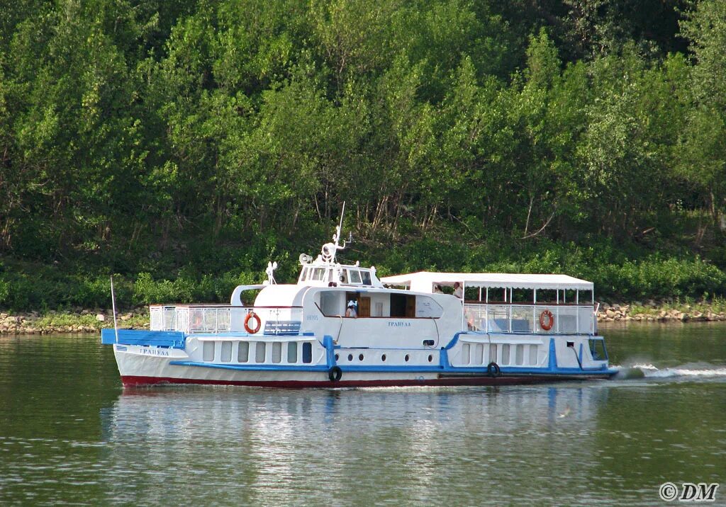 1606 "костромич". Катер костромич т-63. Теплоход дябрино. Катер костромич 1606. «костромич» проекта т-63м.
