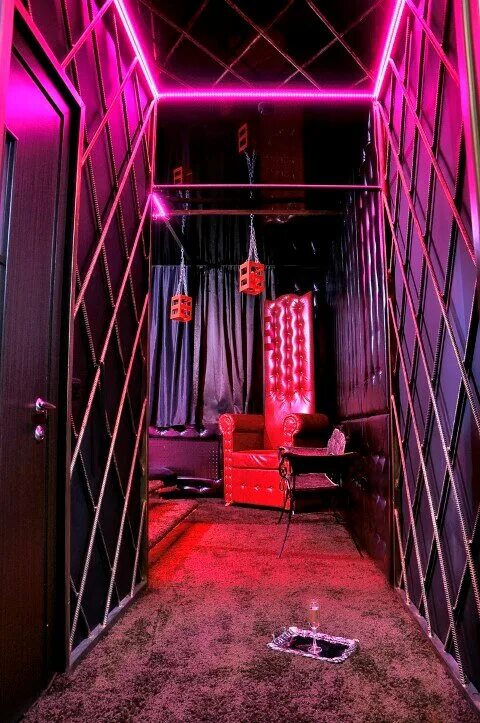 массаж нирвана уфа. нирвана спа салон лика челябинск. массаж нирвана уфа. нирвана спа салон уфа. комната в борделе.