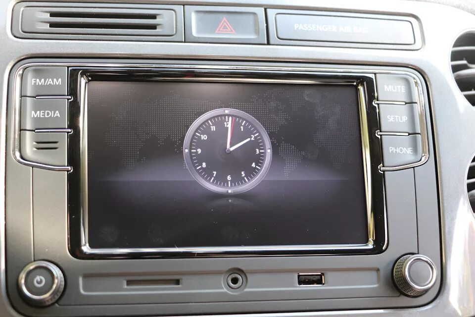 Ауди фольксваген 4 фольксваген. Магнитолы rcd для фольксваген. Магнитола фольксваген delphi. Штатная магнитола 9 volkswagen. Оригинальная магнитола фольксваген.