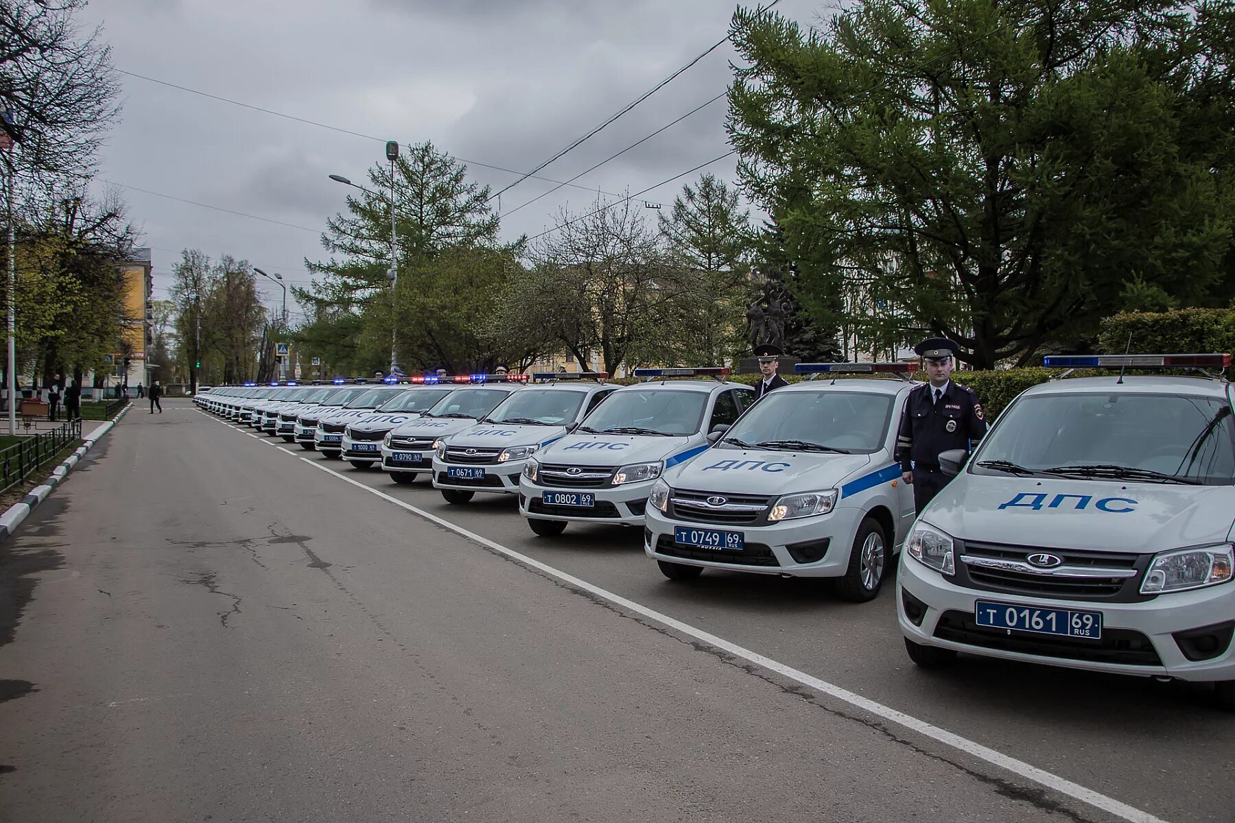 Гая автомобиль. Автопарк ДПС.