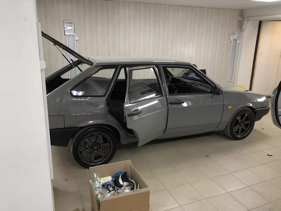 Цвет нардо грей ваз. Ваз 2109 нарда грей. Light grey plasti dip. Hx20g06b hexis. Нива нардо грей.
