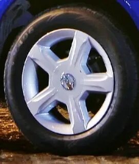Альмера разболтовка колес r15