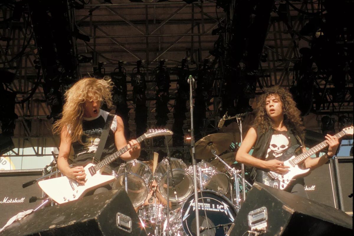 Царица металлика. Metallica концерт 1984. Metallica 1985. Metallica 1984 Live. Metallica концерт 1985.