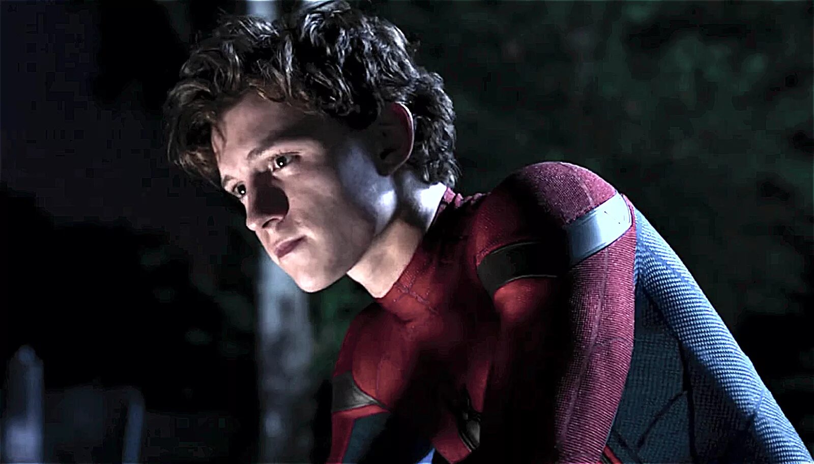 Том холланд роль человека паука. Питер паркер человек паук том холланд. человек пуцк том холанд. том холод. том холланд человек паук.