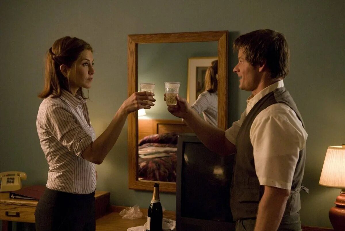 Любовный менеджмент фильм 2008. Стив зан любовный менеджмент. Фильм менеджмент. Вуди харрельсон любовный менеджмент. Стефен белбер.