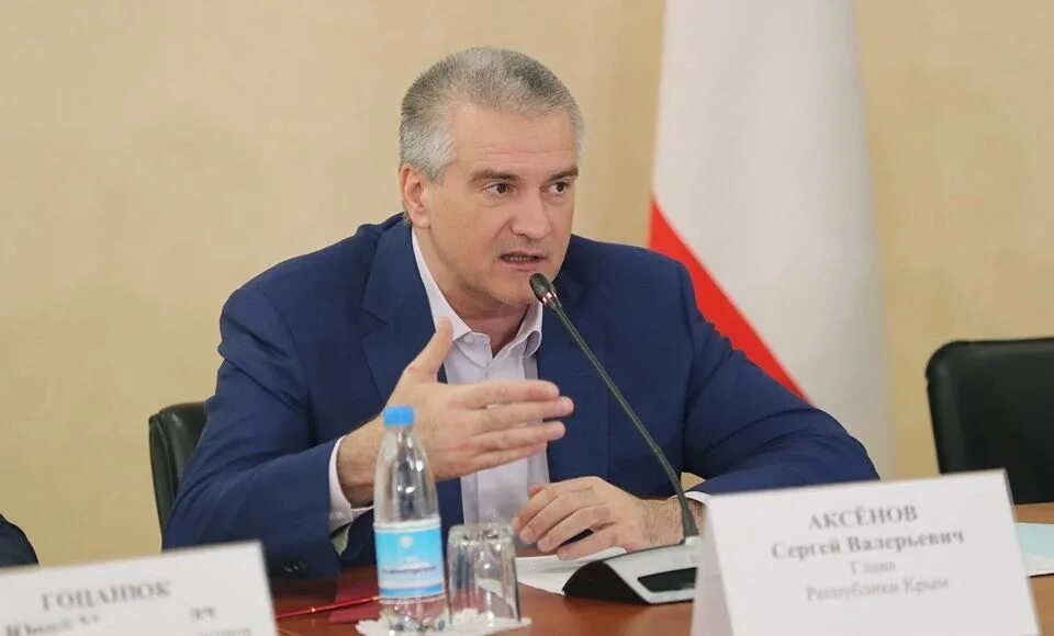 Глава крыма сергей аксенов фото Аксенов на встрече с Путиным рассказал о снижении цен в Крыму РИА Новости Крым