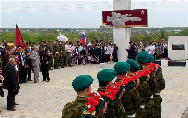 Погода суворовская ставропольский край предгорный на неделю. Станица Суворовская Ставропольский край. Станица Суворовская Предгорный район. Суворовская Ставропольский край памятники. Достопримечательности станицы Суворовской.