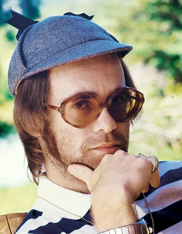 Elton john rock. Elton John 1975. Элтон Джон 1975. Rock of the Westies Элтон Джон. Elton John Rock of the Westies 1975.