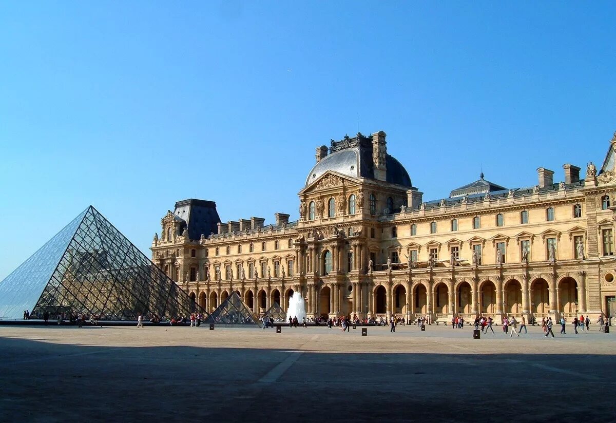 De louvre. Музеи. Лувр. Париж. Лувр Париж Франция. Дворец-музей Лувр в Париже. Париж достопримечательности Лувр.