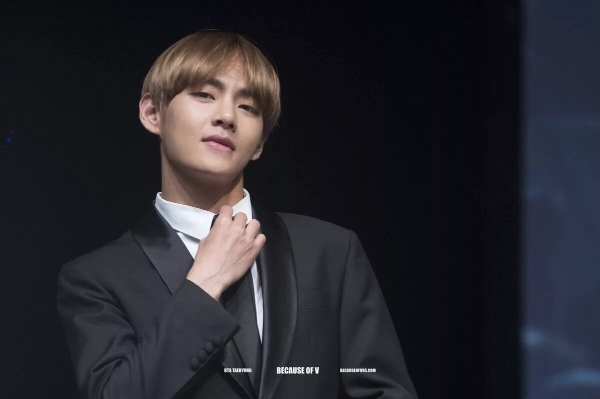 Техен из bts 2024. Ви тэхен. Тэхен бтс. Bts kim taehyung. Тэхен бтс 2021.