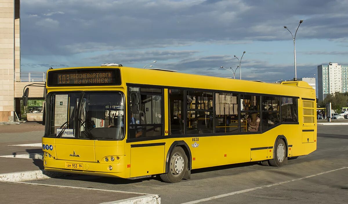 103 автобус нижневартовск расписание на сегодня. МАЗ-103 автобус. МАЗ-103 автобус Нижневартовск. Автобус МАЗ 103 желтый. МАЗ 103 новый.