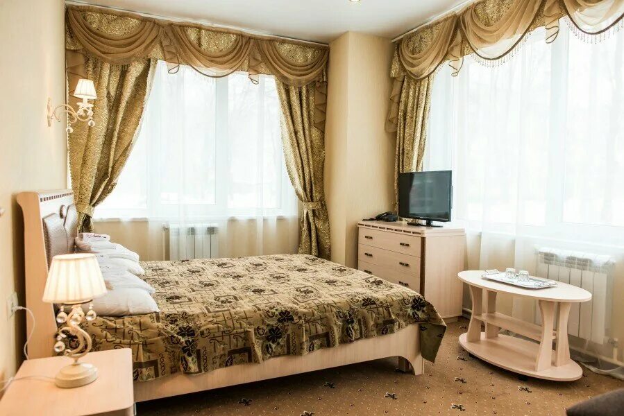 Гостиничный комплекс ранхигс. Гостиница славянка 3. Любимый гостиница. Гостиница на месяц недорого. Отель москва маросейка 9.