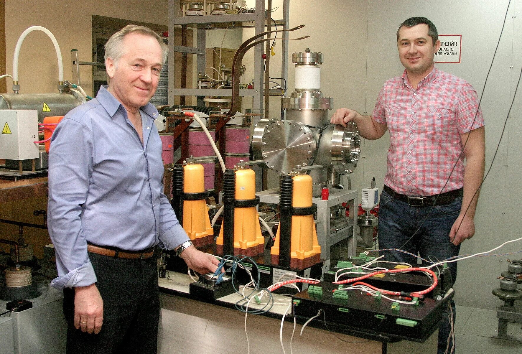 снабжение томск. комплексное снабжение предприятий. нахимова 13 томск. оао рзга №412. снабжение томск.