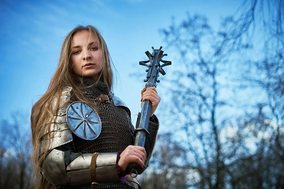 Фото воина. Воительница Диана Эванс. Марго Хансен в доспехах. Воительница Эрин. Воительницы Старк.