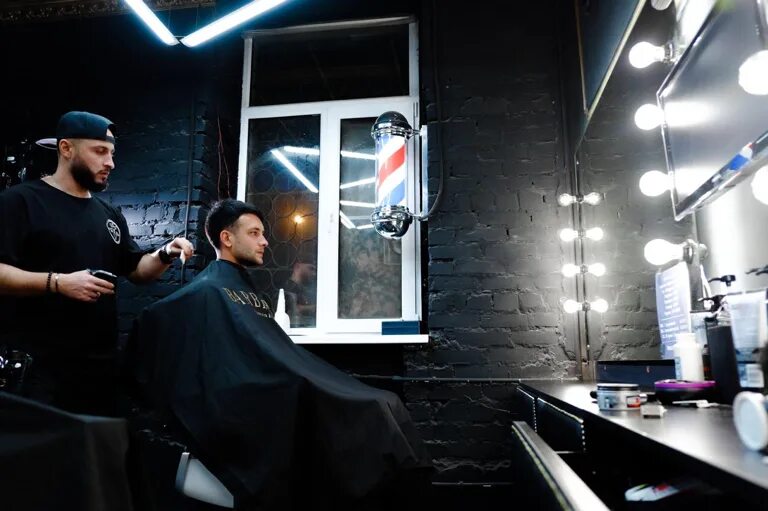 Гасанов лаб астрахань. Теймур гасанов. Гасанов лаб астрахань. Гасанов лаб астрахань. Ильнур барбер астрахань.