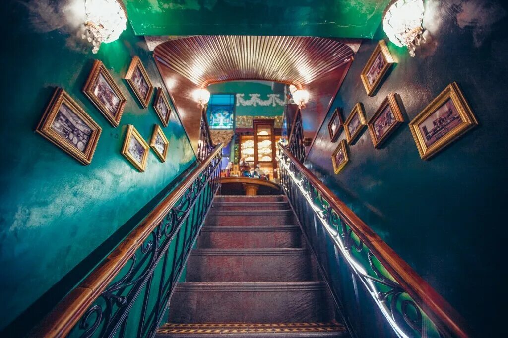 ресторан елисеевский в санкт петербурге. ресторан елисеевский в санкт петербурге. магазин на невском проспекте купцов елисеевых. елисеевский ресторан. елисеевский магазин кафе.