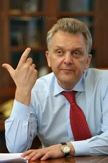 Биография виктора христенко мужа